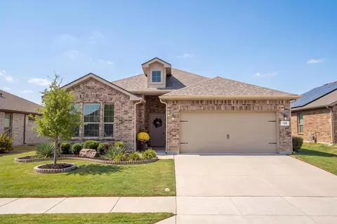 146 Hawksbill Ln, Rhome, TX 76078