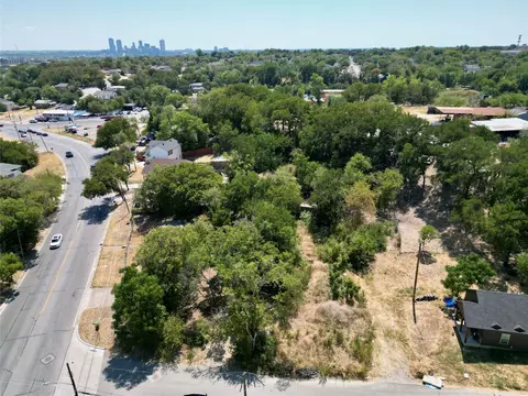 1001 NW Loraine St, Fort Worth, TX 76106