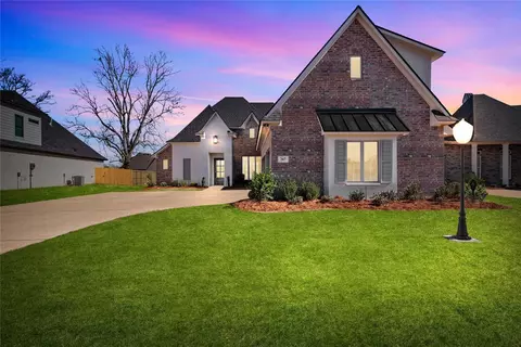 267 Poydras Ave, Bossier City, LA 71111