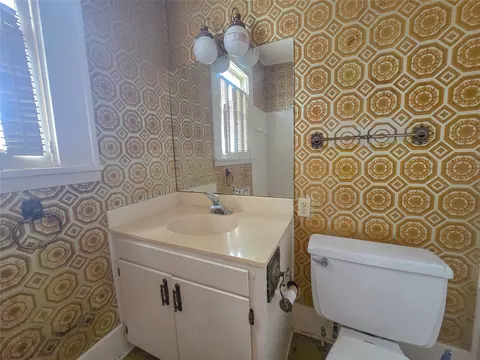 Bath - 500 Richardson St, Minden, LA 71055 photo 3 of 7