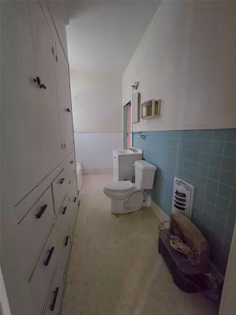 Bath - 500 Richardson St, Minden, LA 71055 photo 5 of 7