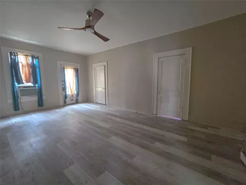 Living - 500 Richardson St, Minden, LA 71055 photo 6 of 7