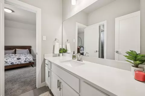 Bath - 1601 Thunderbird Dr, Haslet, TX 76052 photo 4 of 6