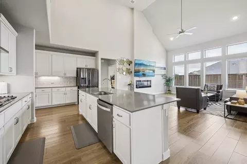 Kitchen - 1601 Thunderbird Dr, Haslet, TX 76052 photo 2 of 4
