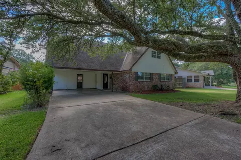 6137 Verona Ln, Shreveport, LA 71105