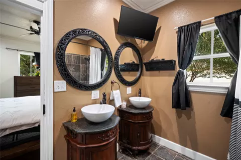 Bath - 202 N Kickapoo St, Lipan, TX 76462 photo 7 of 7