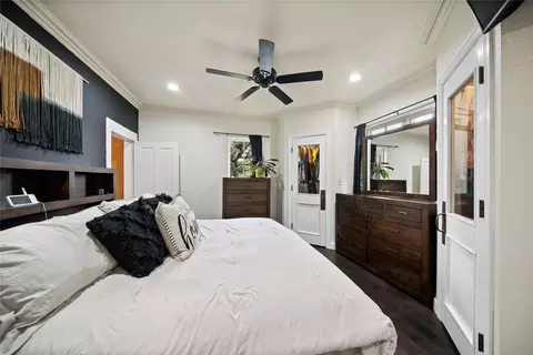 Bedroom - 202 N Kickapoo St, Lipan, TX 76462 photo 5 of 7