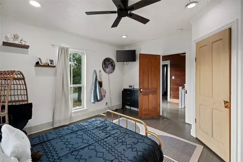 Bedroom - 202 N Kickapoo St, Lipan, TX 76462 photo 7 of 7