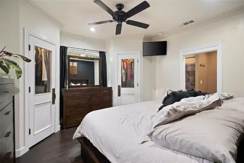 Bedroom - 202 N Kickapoo St, Lipan, TX 76462 photo 4 of 7