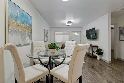 Dining - 403 E Franklin St, Grapevine, TX 76051 photo 2 of 2