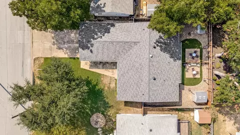 View/Area - 403 E Franklin St, Grapevine, TX 76051 photo 1 of 4