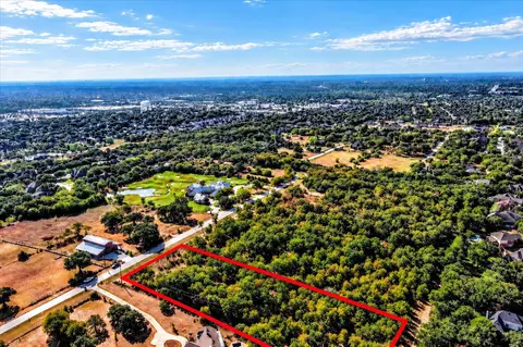 8965 Indian Knoll Trl, Keller, TX 76248
