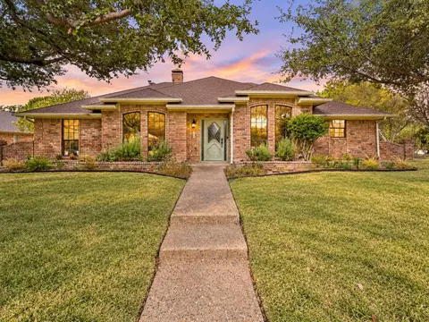10123 Candlebrook Dr, Dallas, TX 75243