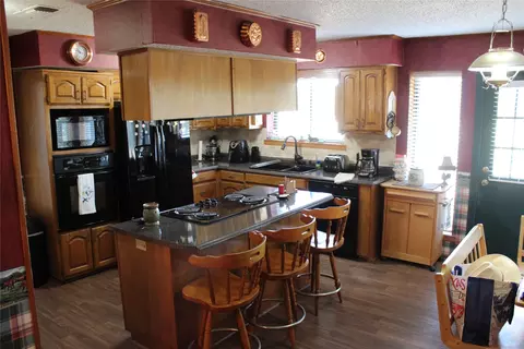 Kitchen - 4497 Fm 2820, Sumner, TX 75486 photo 2 of 2