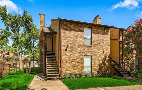 1901 Cloisters Dr #920, Arlington, TX 76011