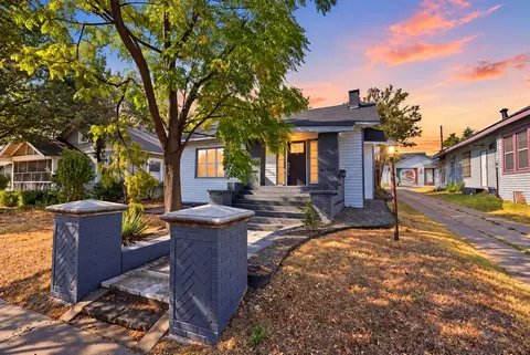 809 Cristler Ave, Dallas, TX 75223