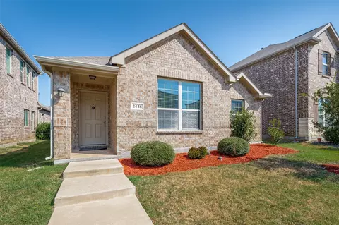 2445 Dolostone Dr, Aubrey, TX 76227