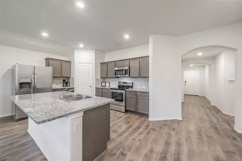 716 Alton Dr, Aubrey, TX 76227