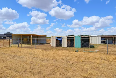 Exterior - 8369 Spinks Rd, Abilene, TX 79603 photo 10 of 10
