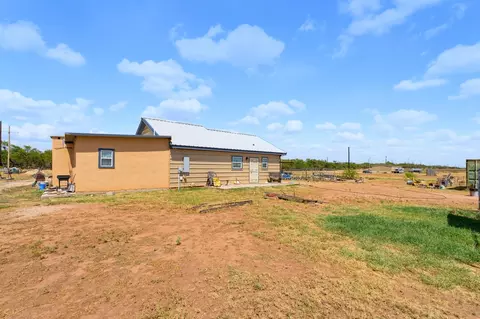 Exterior - 8369 Spinks Rd, Abilene, TX 79603 photo 4 of 10
