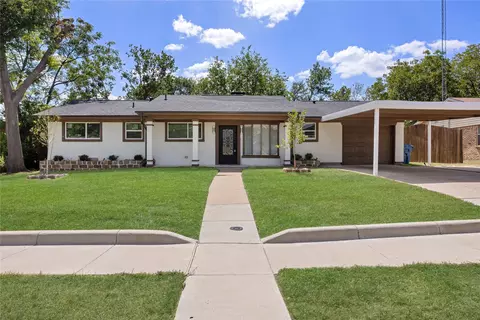 1418 Royal Dr, Kaufman, TX 75142