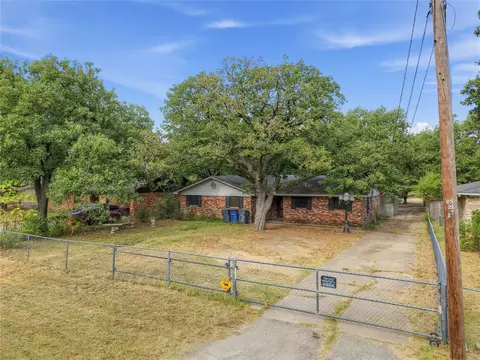 1611 Shepherd Ln, Dallas, TX 75253