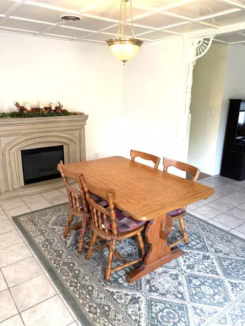 Dining - 804 E Adams St, Itasca, TX 76055 photo 1 of 3