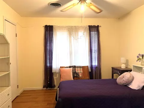 Bedroom - 804 E Adams St, Itasca, TX 76055 photo 2 of 4