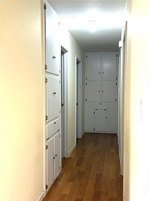 Entry Way - 804 E Adams St, Itasca, TX 76055 photo 1 of 1