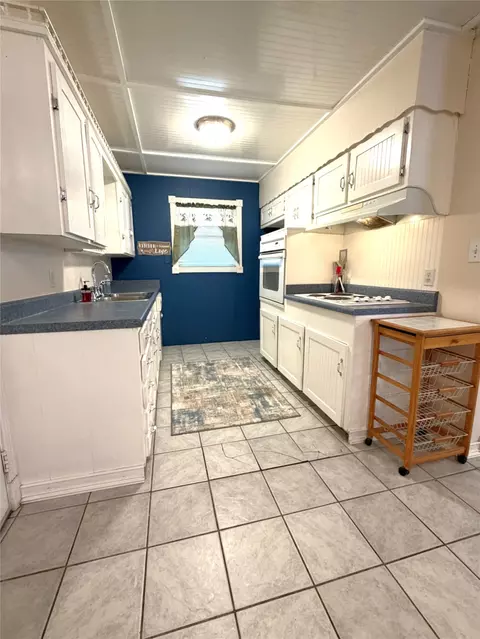 Kitchen - 804 E Adams St, Itasca, TX 76055 photo 1 of 1