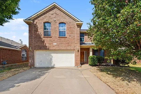 412 Flowering Plum Ln, Fort Worth, TX 76140