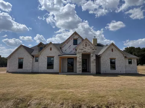 5009 Bluegrass, Azle, TX 76098