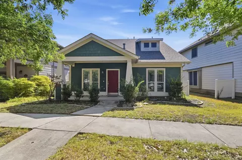 1116 Grey Fox Dr, Savannah, TX 76227