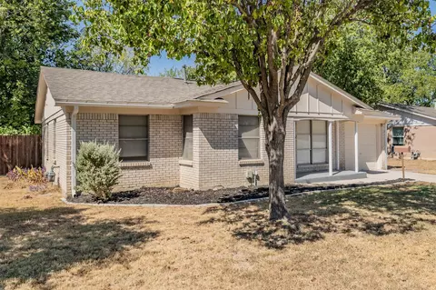 3562 Paint Trl, Fort Worth, TX 76116