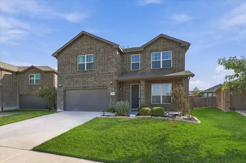 3109 Spotted Fawn Dr, Fort Worth, TX 76108