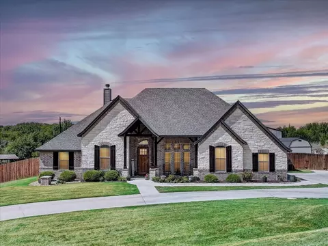 114 Summer Stone Ct, Weatherford, TX 76087