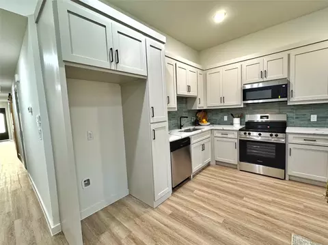 Kitchen - 1814 Division St, Commerce, TX 75428 photo 1 of 2