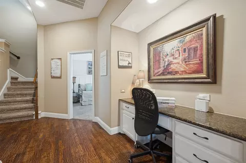 Entry Way - 821 Echo Dr, Prosper, TX 75078 photo 3 of 5