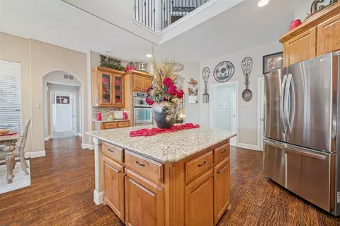 Kitchen - 821 Echo Dr, Prosper, TX 75078 photo 4 of 5