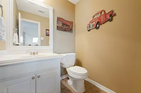 Bath - 821 Echo Dr, Prosper, TX 75078 photo 6 of 6