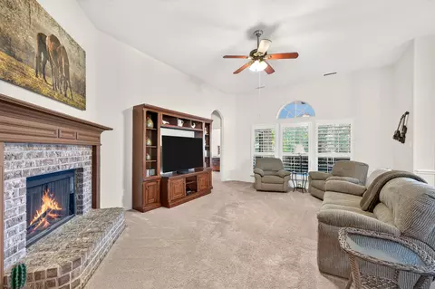 Living - 4112 Red Wolfe Rd, Denton, TX 76208 photo 1 of 2