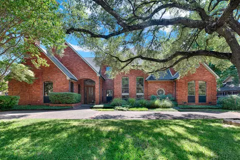 4824 Briargrove Ln, Dallas, TX 75287