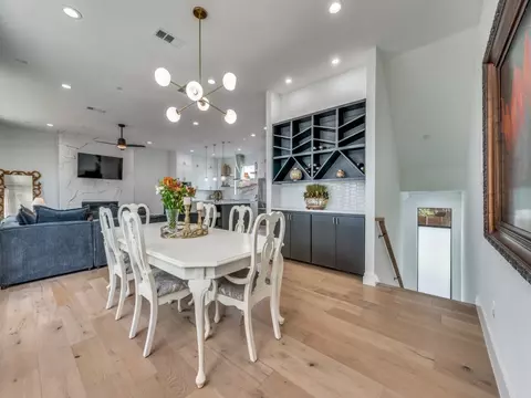 2315 Kirby St #B, Dallas, TX 75204