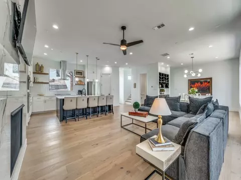 2315 Kirby St #B, Dallas, TX 75204