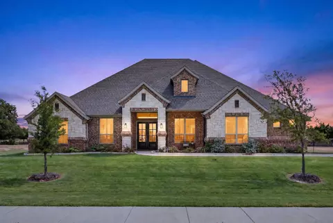 134 Hollingsworth Ln, Glenn Heights, TX 75154
