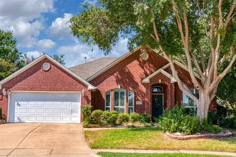 5829 Echo Bluff Dr, Haltom City, TX 76137