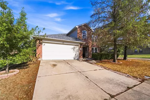 5666 Hunters Bend Ln, Dallas, TX 75249