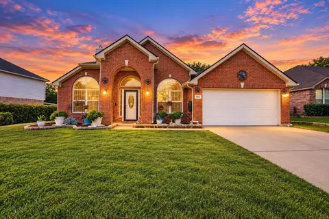 2611 Country Grove Trl, Mansfield, TX 76063