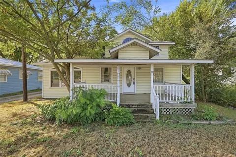 207 E Fm 120, Pottsboro, TX 75076