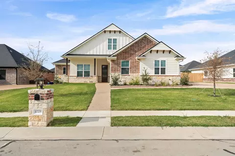 10209 Charmwood Dr, Waco, TX 76712